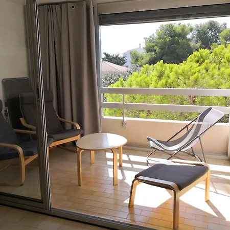 Апартаменты Calme A Giens , 2 Pas Du Port Et Des Plages