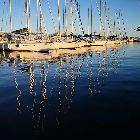 Apartmán Calme A Giens , 2 Pas Du Port Et Des Plages
