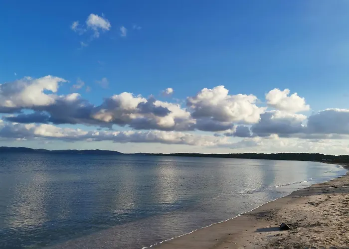 Calme A Giens , 2 Pas Du Port Et Des Plages Apartment Hyeres